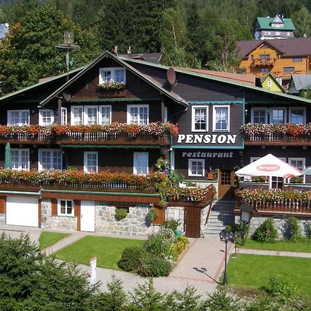 Pension Svycarsky Dum Špindlerŭv Mlýn Extérieur photo