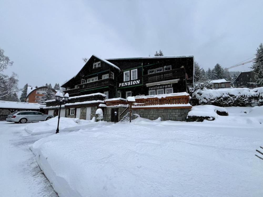 Pension Svycarsky Dum Špindlerŭv Mlýn Extérieur photo